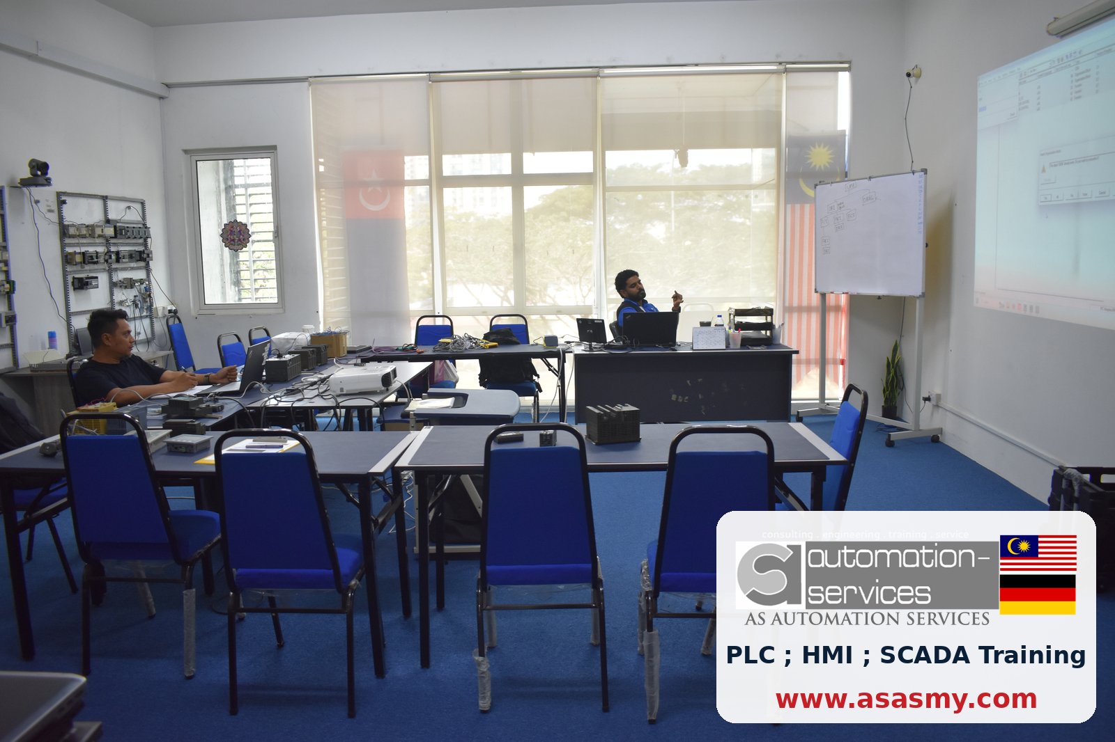Siemens S7-300 & S7-1200 with Simatic Manager V5.7 and TIA Portal V18 — 5-Day Intermediate-to-Advance PLC Training (August 2026) 🔧 — training photo